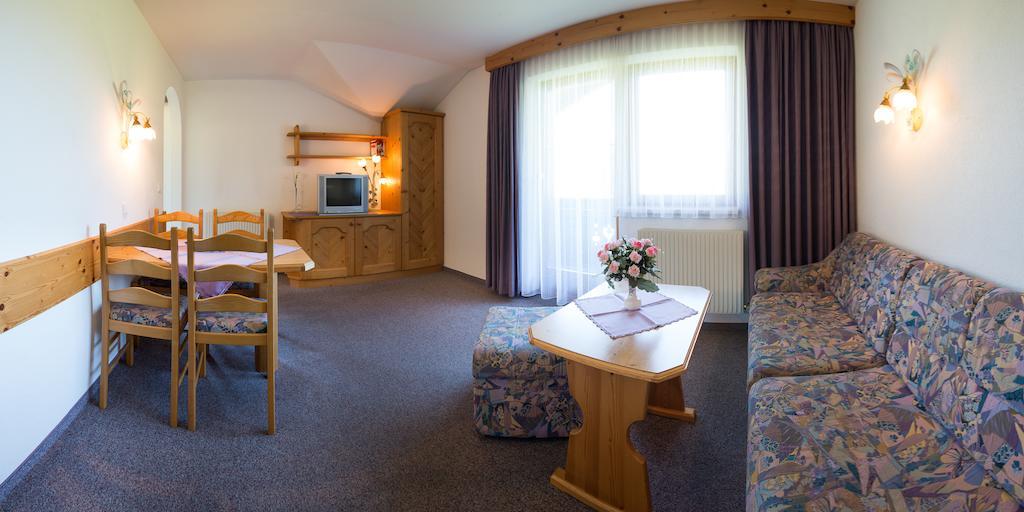 Pension Roasthof Neustift im Stubaital Habitación foto